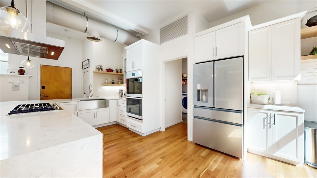 76 Batterymarch Street, Unit 5 Boston, MA 02110 - Photo 14 of 38