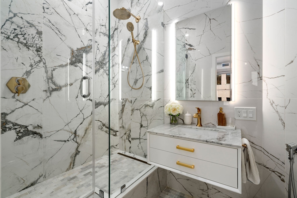 76 Batterymarch Street, Unit 5 Boston, MA 02110 - Photo 28 of 38