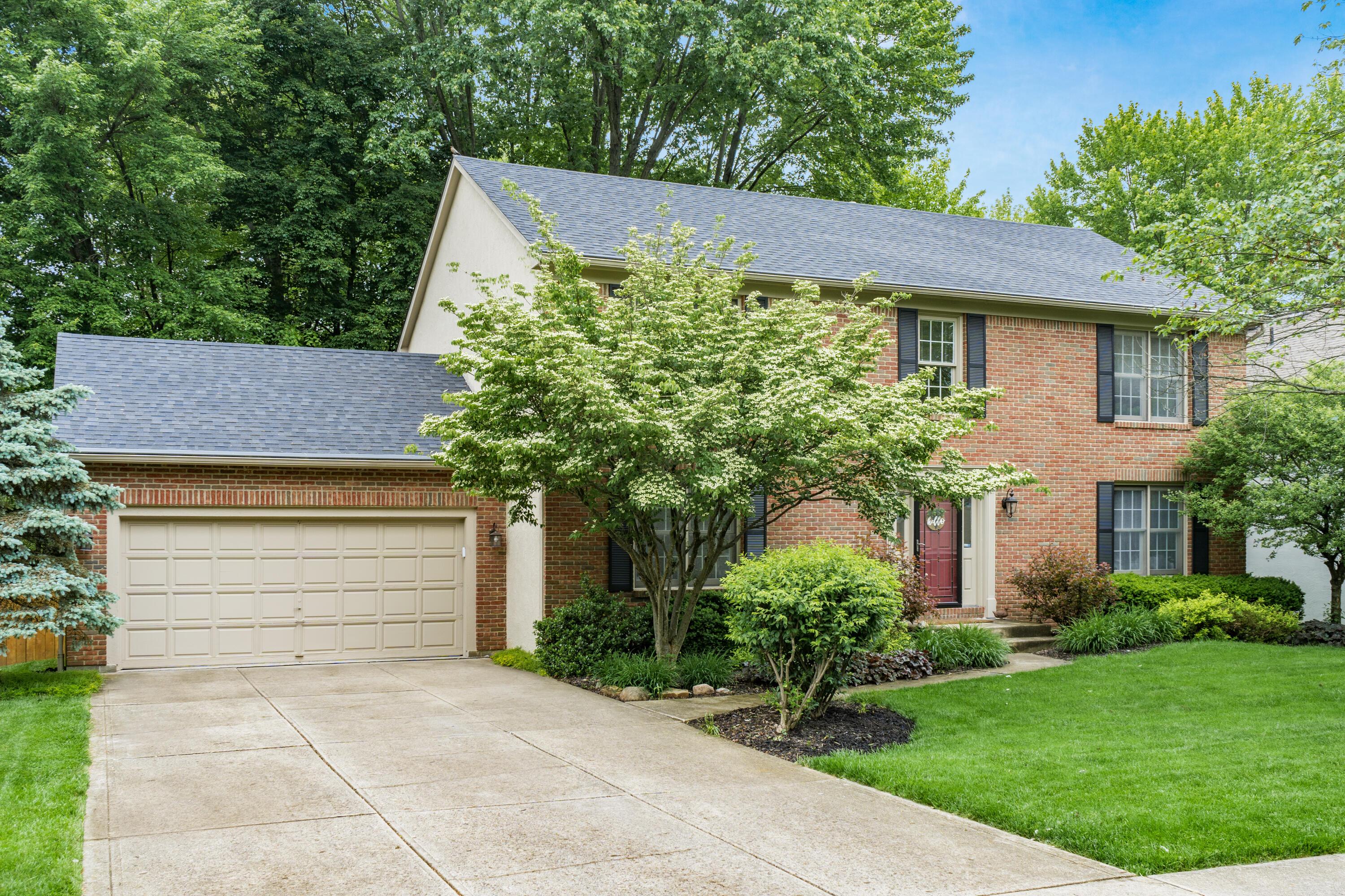 1019 Riva Ridge Boulevard Columbus, OH 43230 - Photo 2 of 38 2 Car attached garage