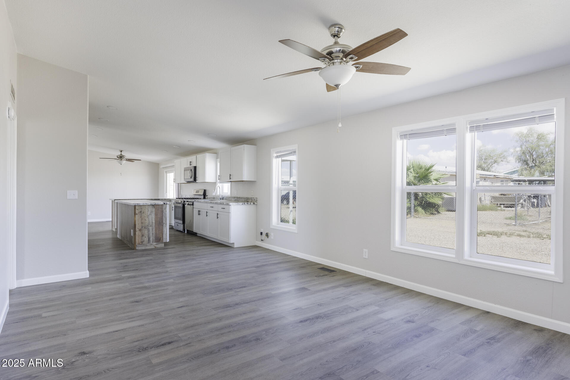 11427 Stagecoach Road Arizona City, AZ 85123 - Photo 11 of 42 Family Room View