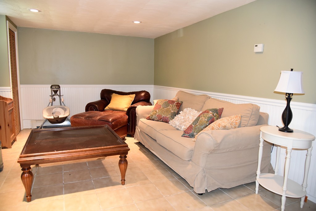 29 Hastings Road, Unit 29 Dedham, MA 02026 - Photo 11 of 24 Gallery Image 11