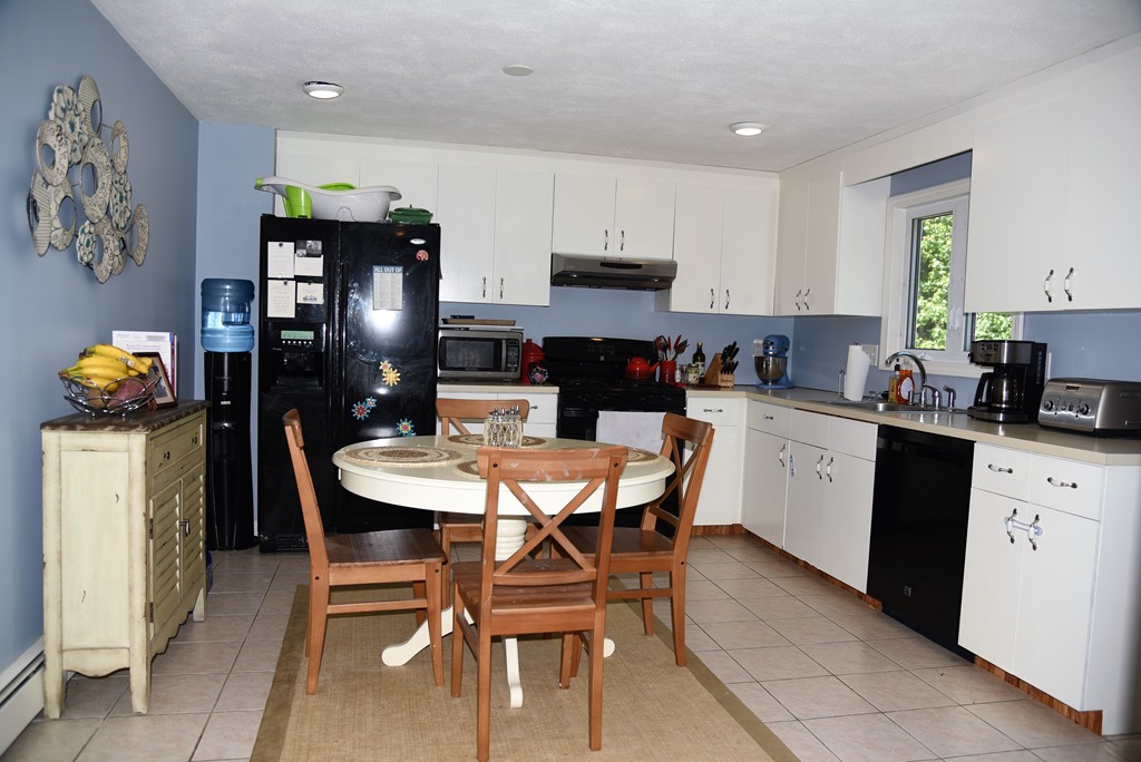 29 Hastings Road, Unit 29 Dedham, MA 02026 - Photo 6 of 24 Gallery Image 6