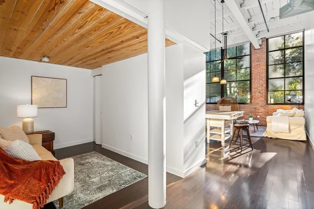 $829,000 | 1 Aberdeen Way, Unit 113, Cambridge, MA 02138