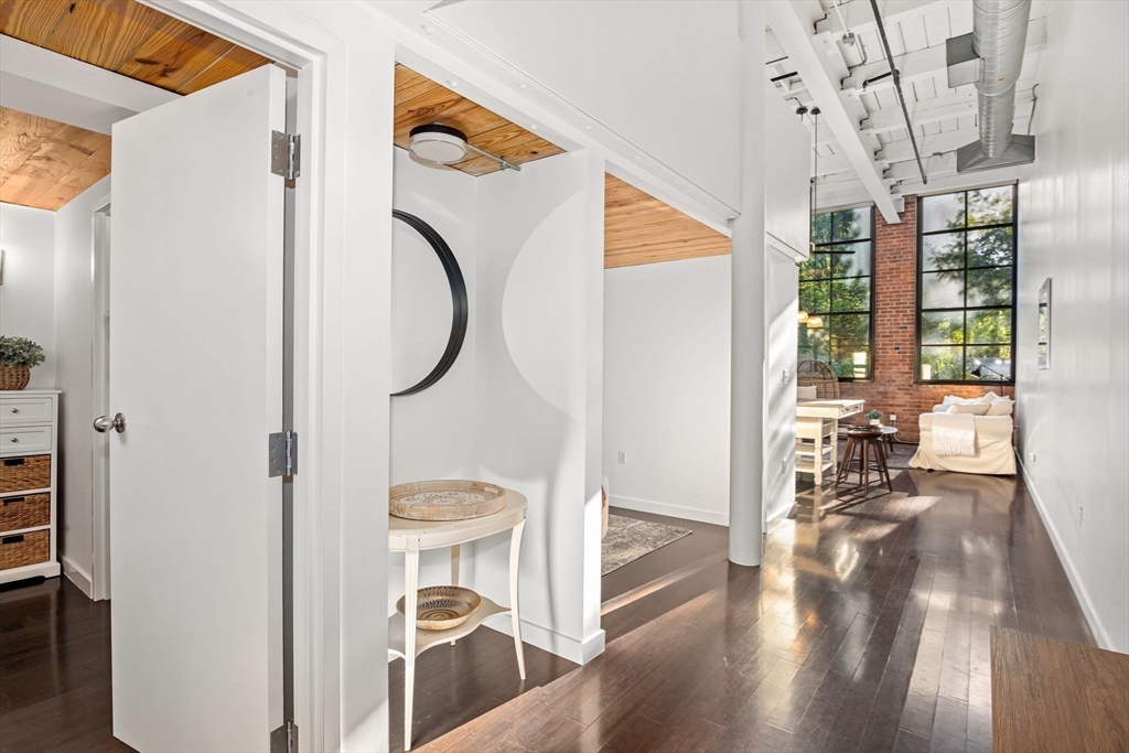 1 Aberdeen Way, Unit 113 Cambridge, MA 02138 - Photo 7 of 30