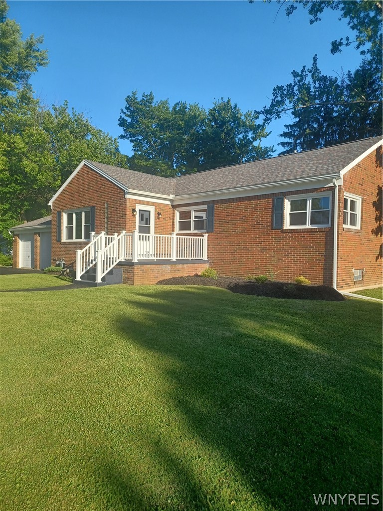 21 East And West Road West Seneca, NY 14224 - Photo 2 of 23