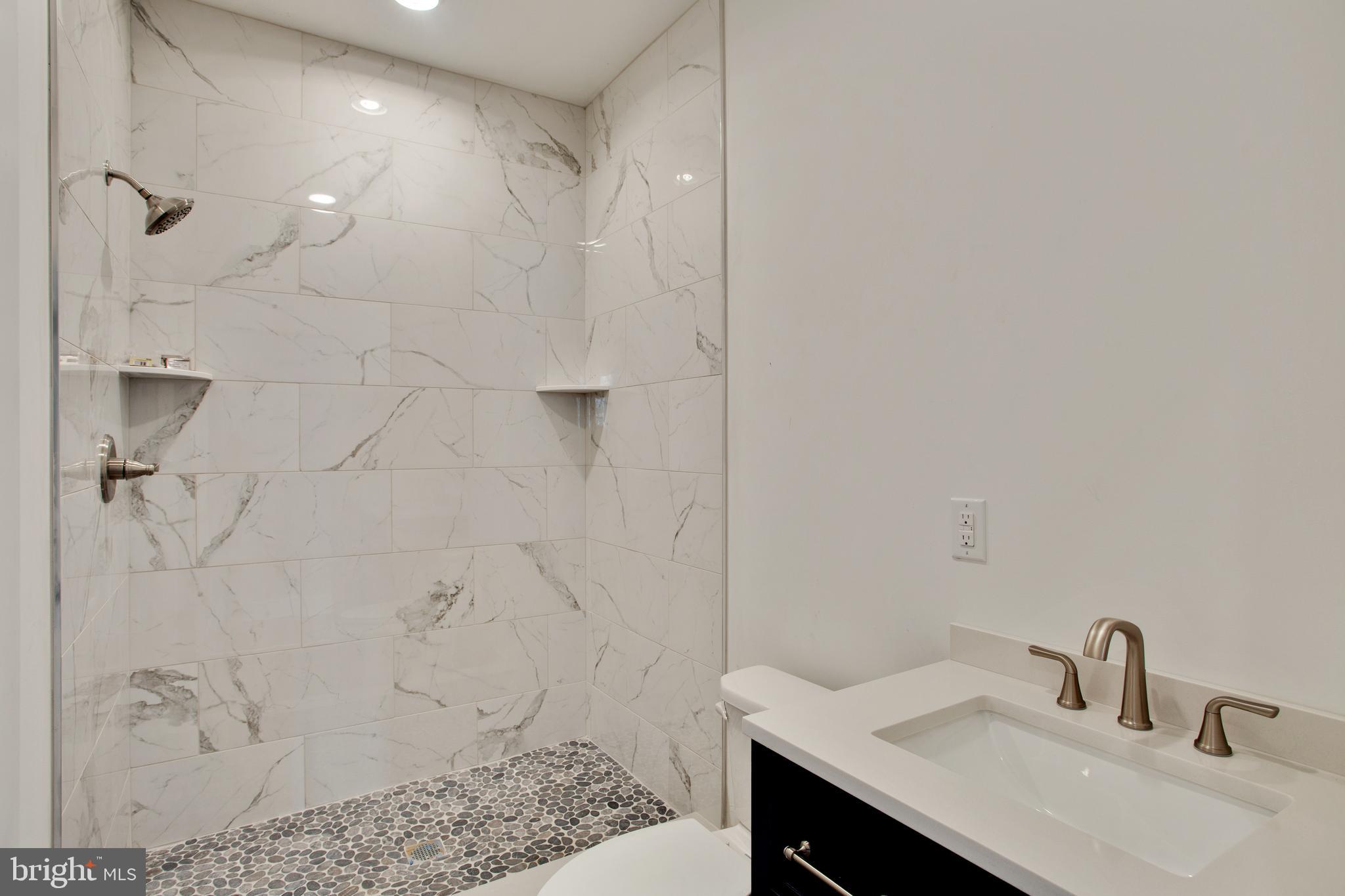 1811 Ridge Avenue Philadelphia, PA 19130 - Photo 25 of 53 Gallery Image 25