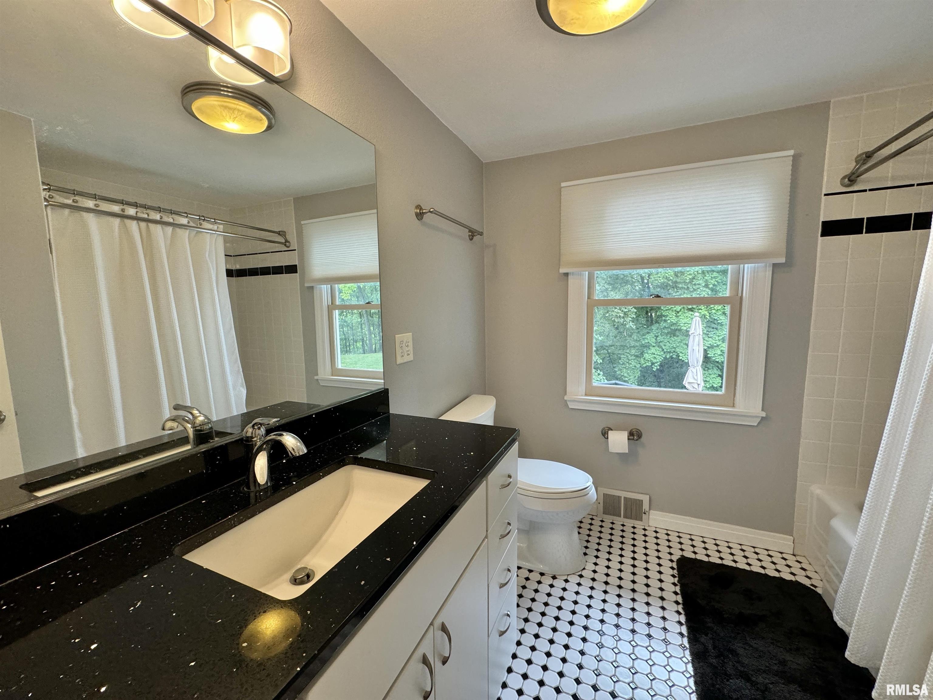 9315 North Picture Ridge Road Peoria, IL 61615 - Photo 40 of 57 Gallery Image 40