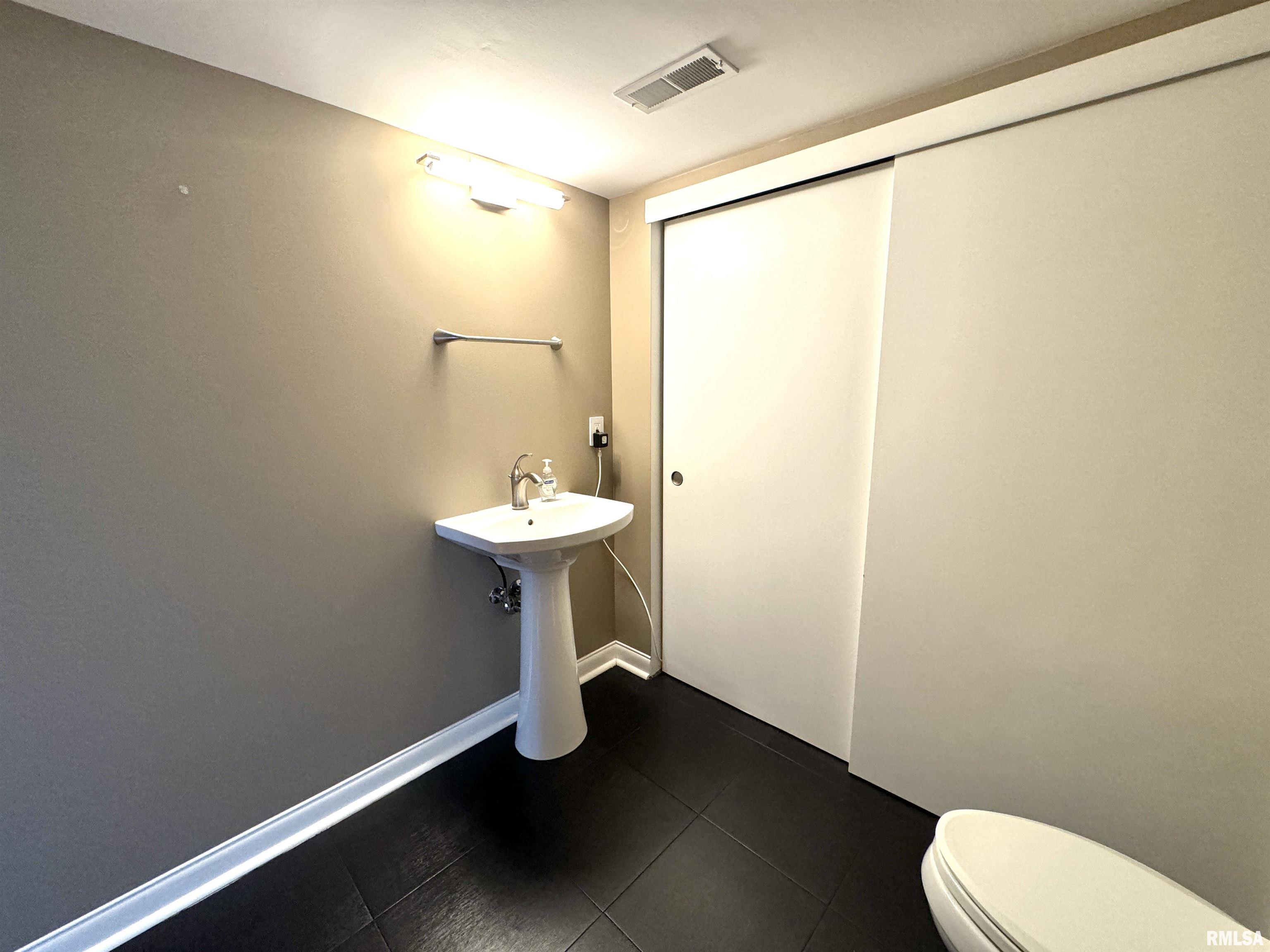 9315 North Picture Ridge Road Peoria, IL 61615 - Photo 53 of 57 Gallery Image 53