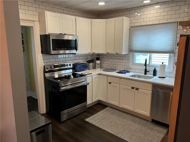 $3,200 | 36 Lansdale Street, Rochester, NY 14620