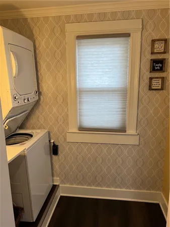 $2,500 | 36 Lansdale Street, Rochester, NY 14620