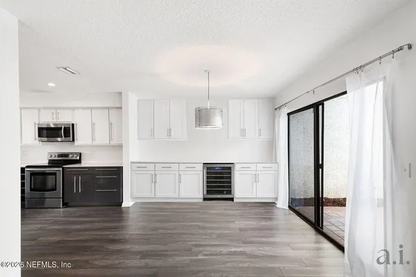 $310,000 | 10150 Leisure Lane North, Unit 23, Jacksonville, FL 32256