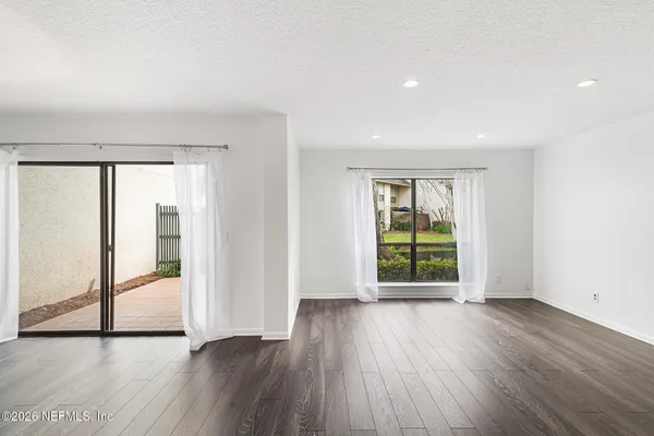 $310,000 | 10150 Leisure Lane North, Unit 23, Jacksonville, FL 32256