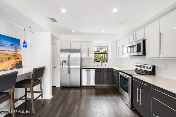 $310,000 | 10150 Leisure Lane North, Unit 23, Jacksonville, FL 32256