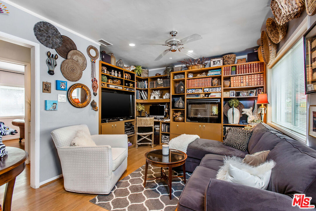 1829 Rosita Drive Glendale, CA 91208 - Photo 11 of 31