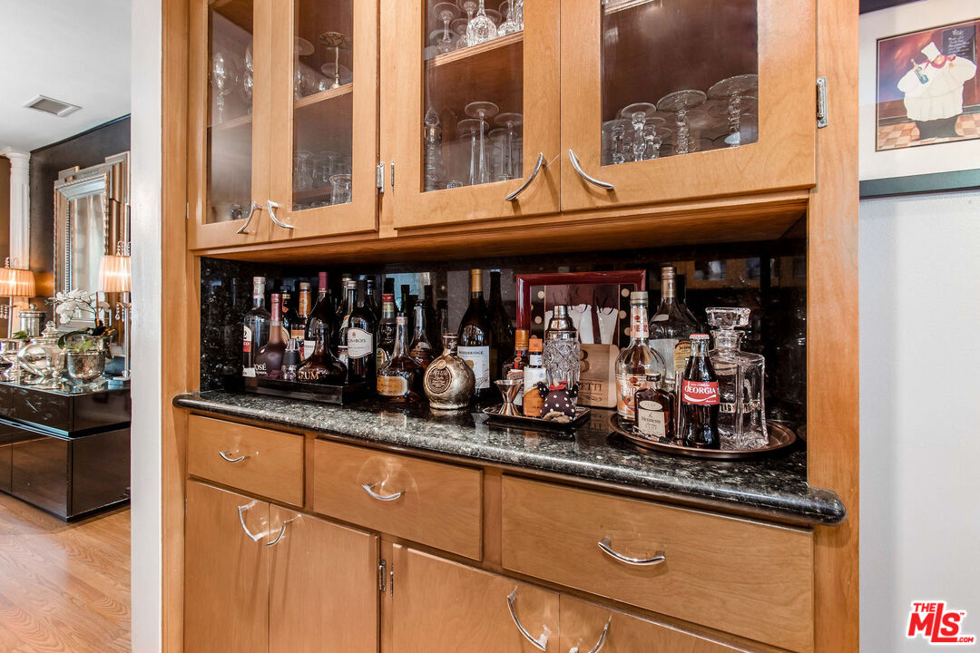 1829 Rosita Drive Glendale, CA 91208 - Photo 15 of 31