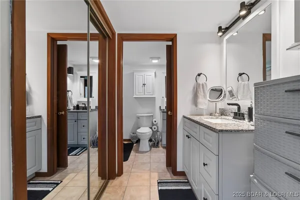 $379,999 | 328 Hogan Drive, Unit C, Lake Ozark, MO 65049