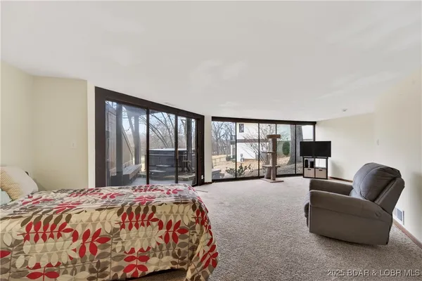 $379,999 | 328 Hogan Drive, Unit C, Lake Ozark, MO 65049