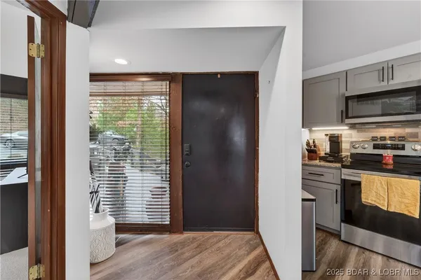 $379,999 | 328 Hogan Drive, Unit C, Lake Ozark, MO 65049