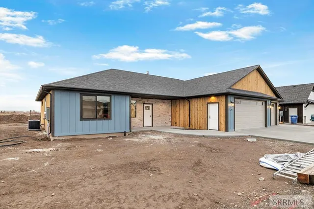 $570,000 | 288 East 5th South, Sugar City, ID 83448