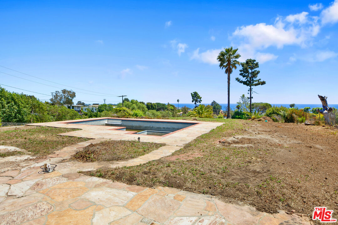 29636 Cuthbert Road Malibu, CA 90265 - Photo 26 of 30 a view of a park