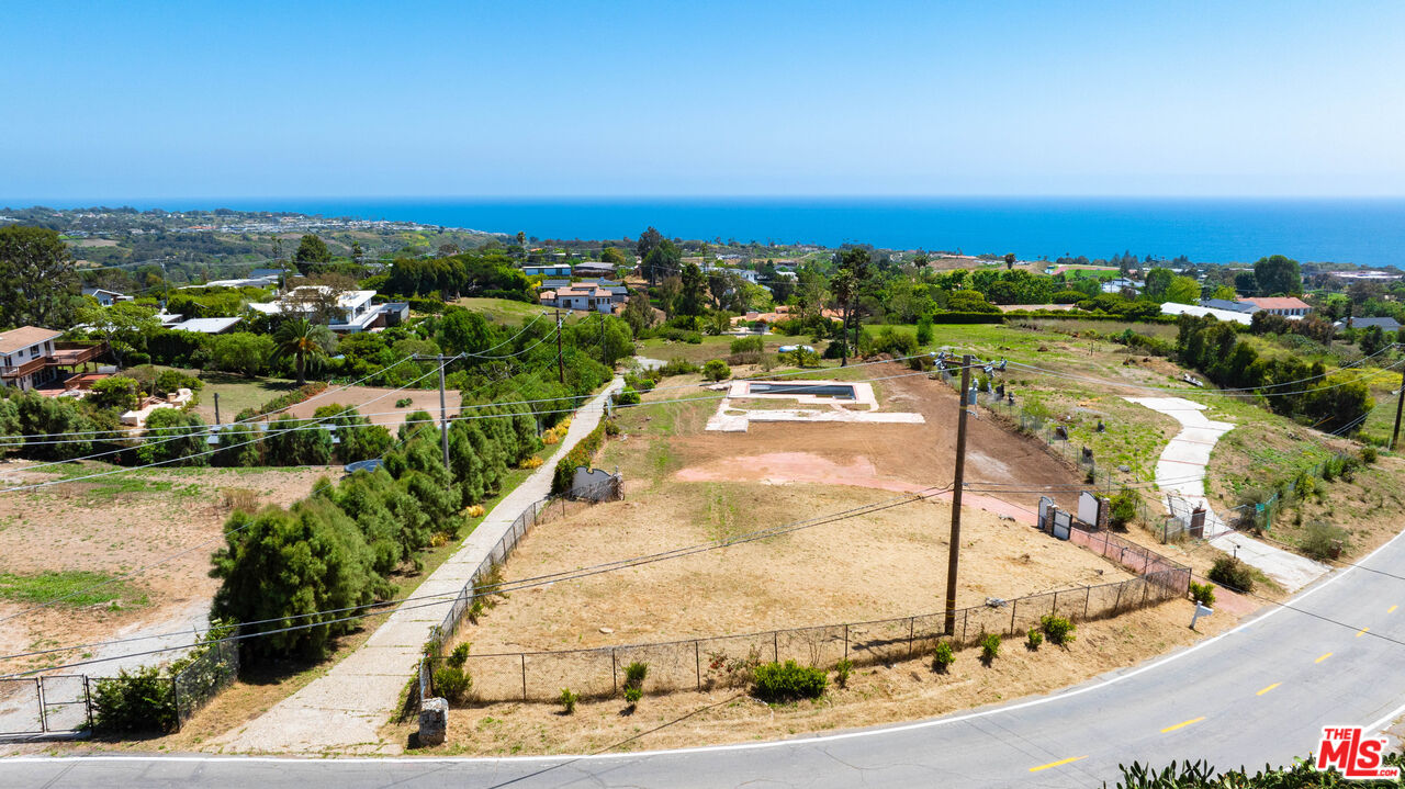 29636 Cuthbert Road Malibu, CA 90265 - Photo 30 of 30 a view of a city and ocean view