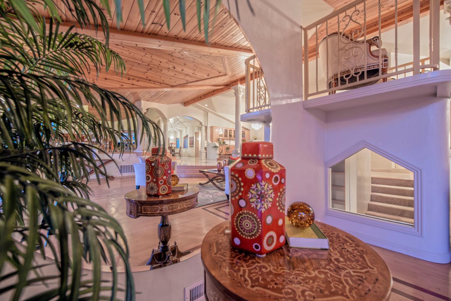 185 Dans Drive La Selva Beach, CA 95076 - Photo 3 of 21 a view of entryway with wooden floor