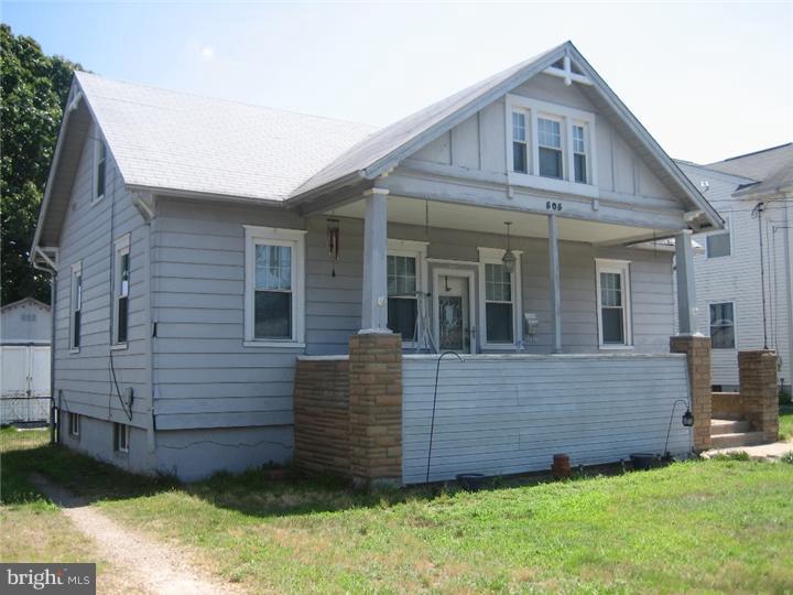 505 Heulings Avenue Riverside, NJ 08075 - Photo 2 of 12 Exterior Front
