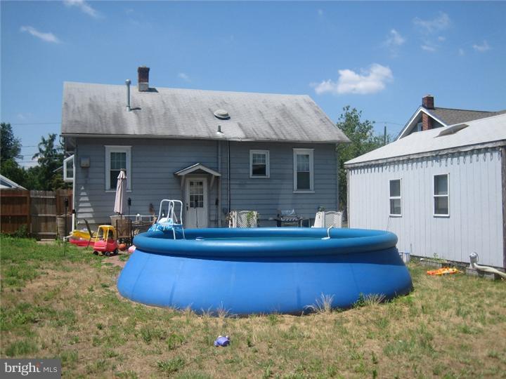 505 Heulings Avenue Riverside, NJ 08075 - Photo 11 of 12 Exterior Back