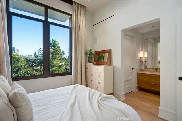 $5,995,000 | 1535 Santa Barbara Drive, Newport Beach, CA 92660