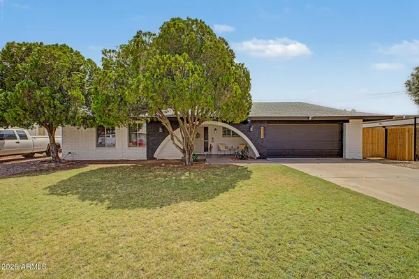 $435,000 | 6869 East Flossmoor Avenue, Mesa, AZ 85208