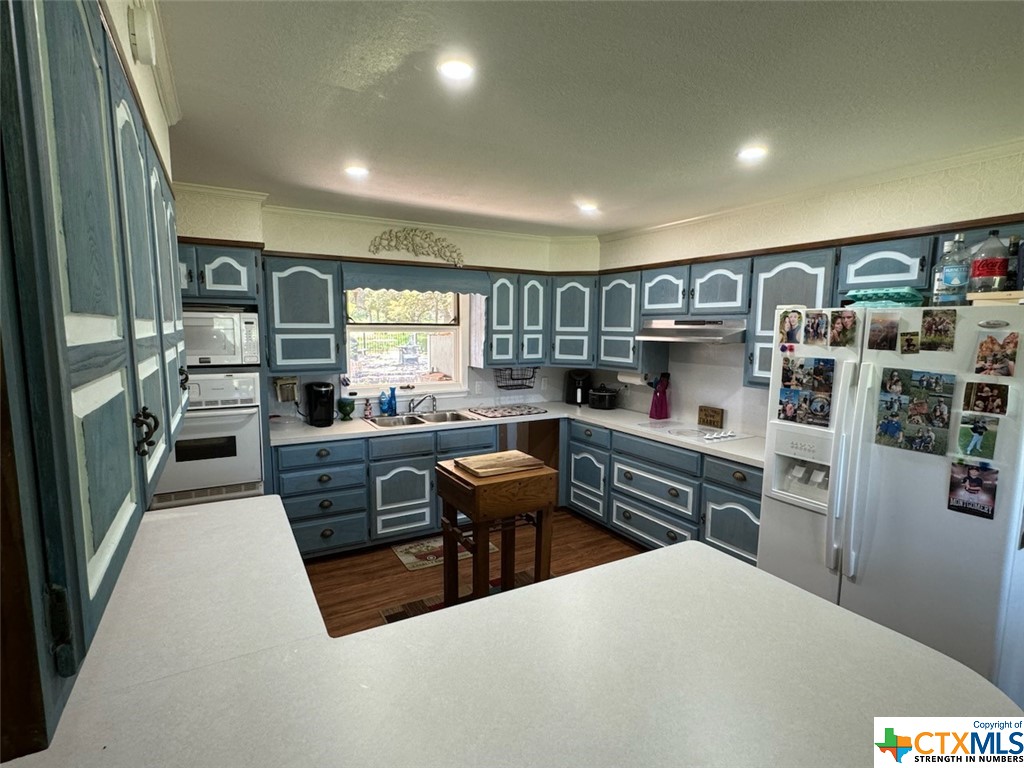 1291 Tweedy Road Valley Mills, TX 76689 - Photo 10 of 32