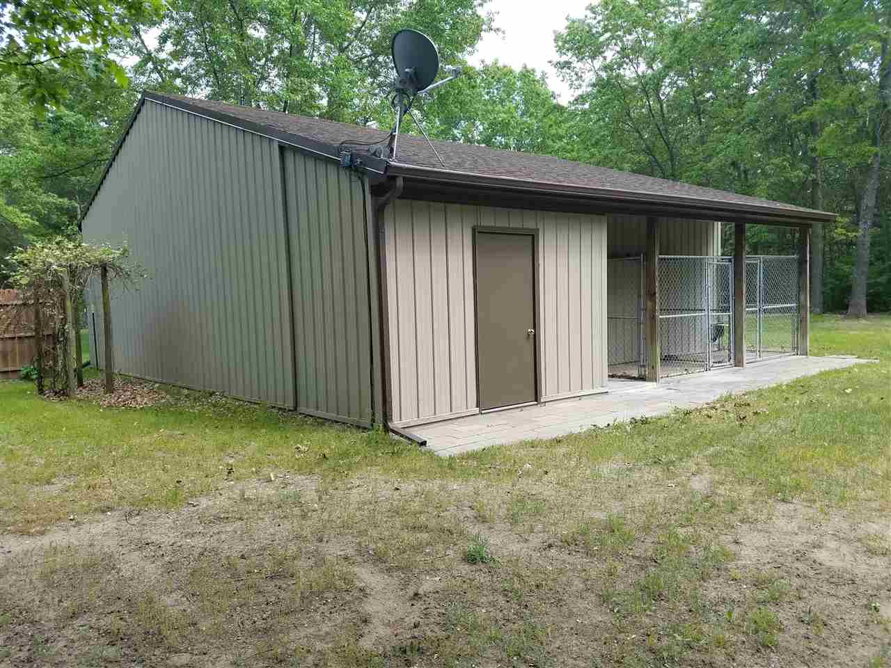 4504 West Battle Road Farwell, MI 48622 - Photo 16 of 64 1833557-15.JPG