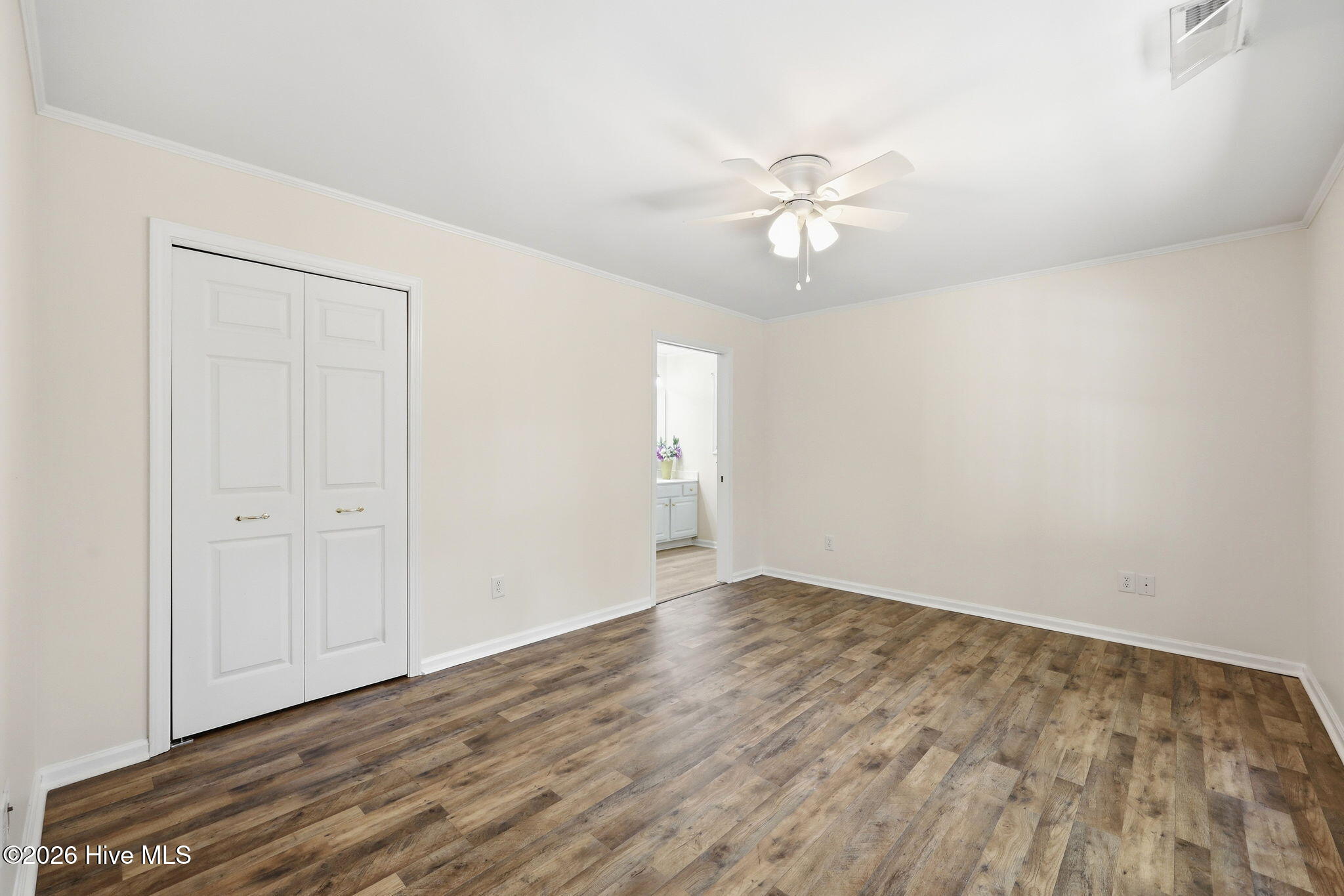 702 Hummingbird South Swansboro, NC 28584 - Photo 24 of 34 Primary Bedroom