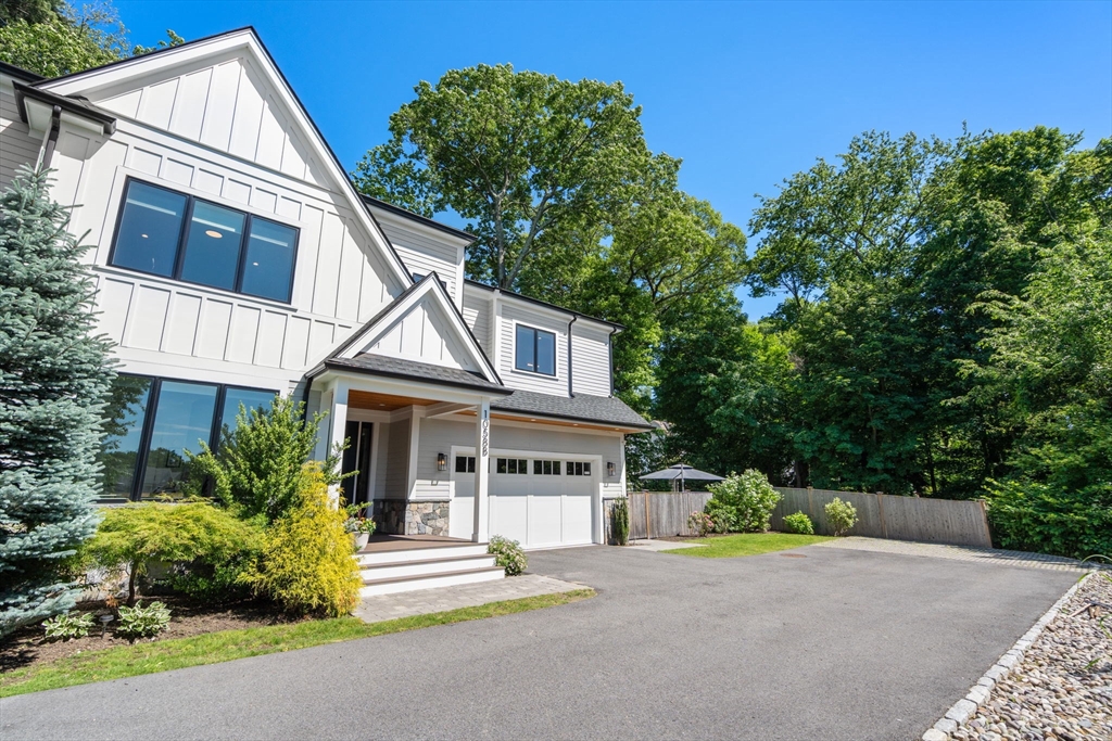 1058 Beacon Street, Unit 2 Newton, MA 02459 - Photo 2 of 40
