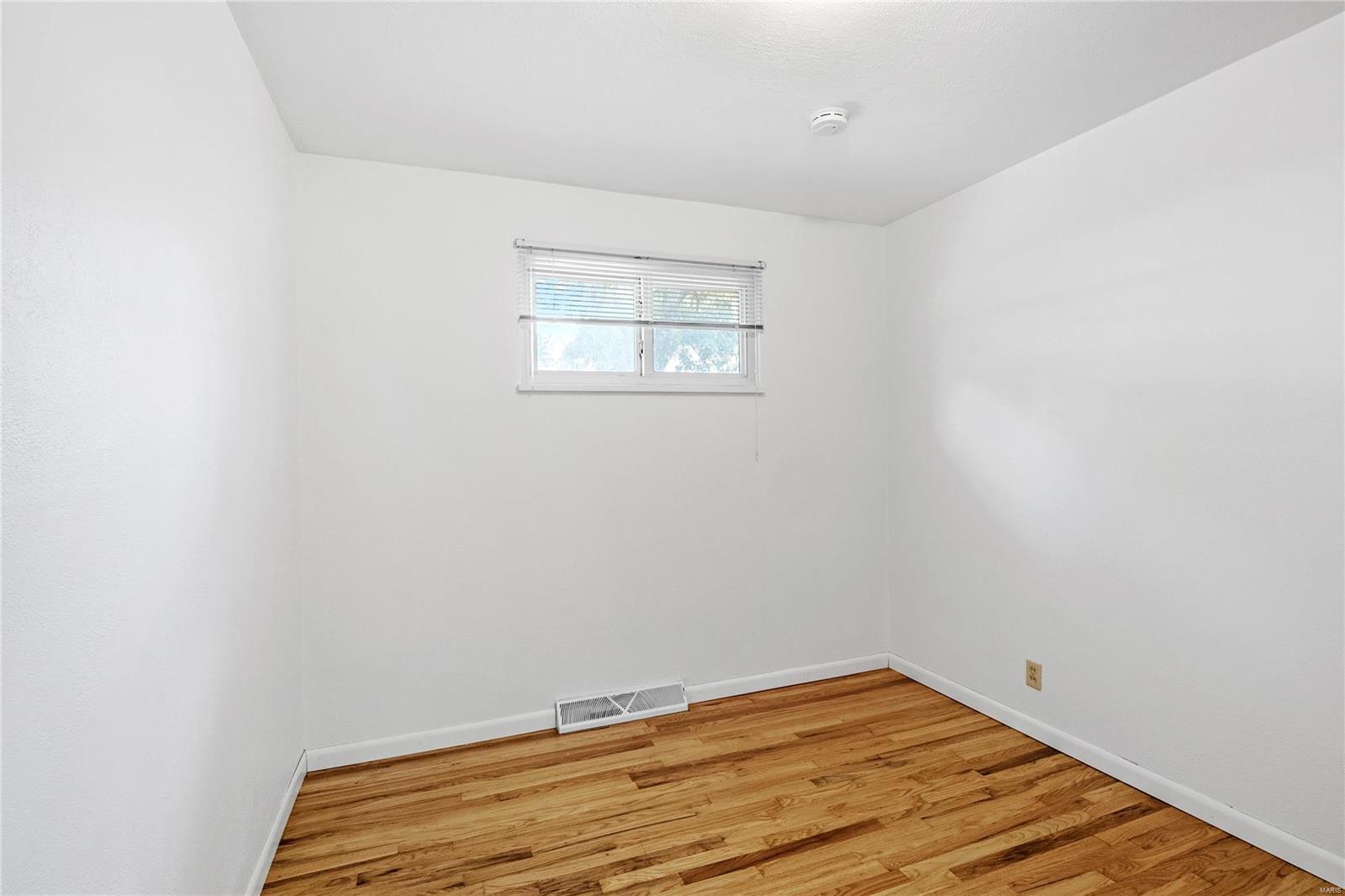 511 Hanna Road Manchester, MO 63021 - Photo 16 of 32