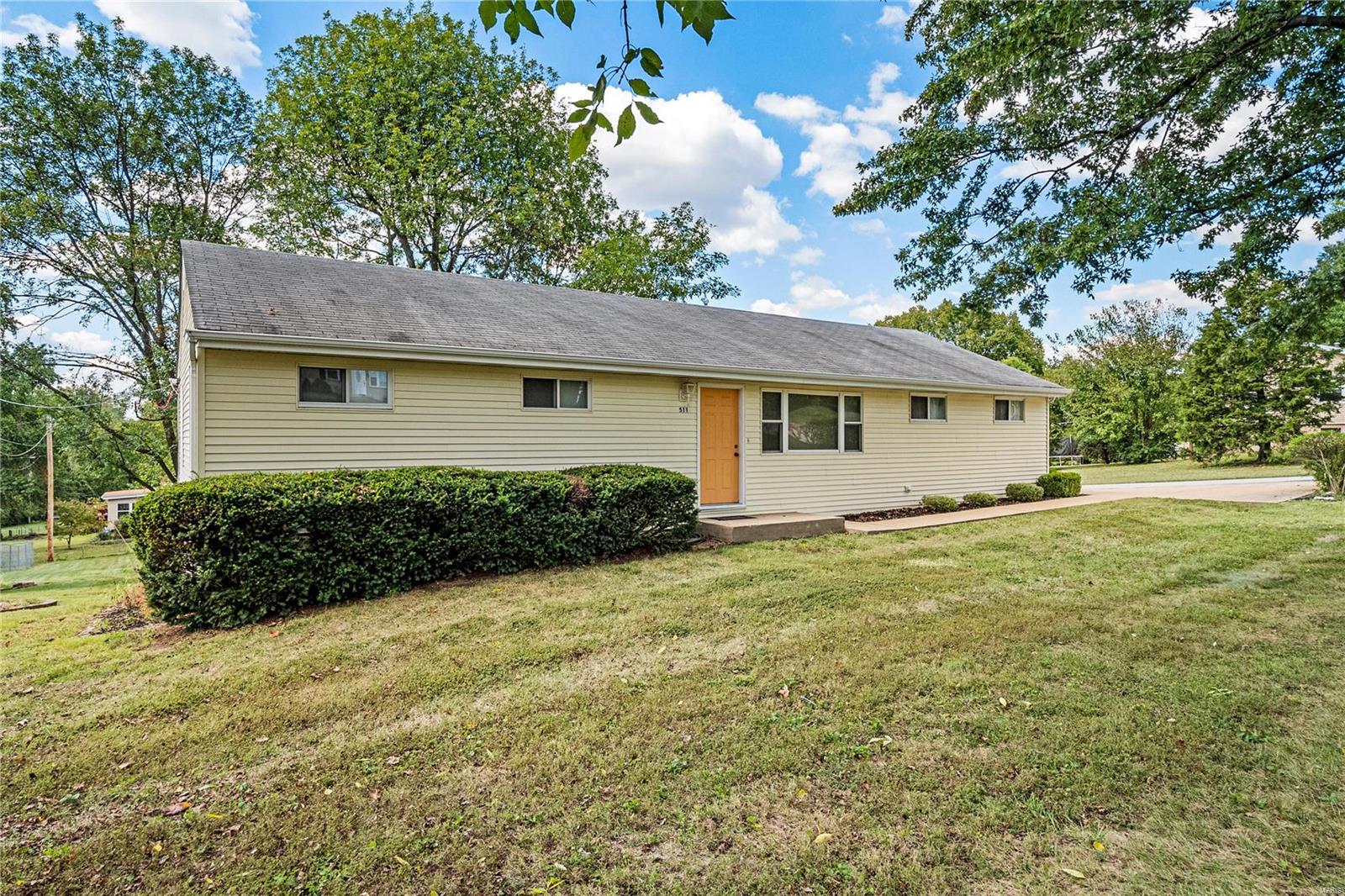 511 Hanna Road Manchester, MO 63021 - Photo 3 of 32