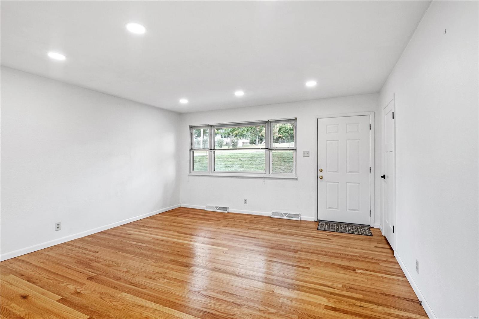 511 Hanna Road Manchester, MO 63021 - Photo 6 of 32