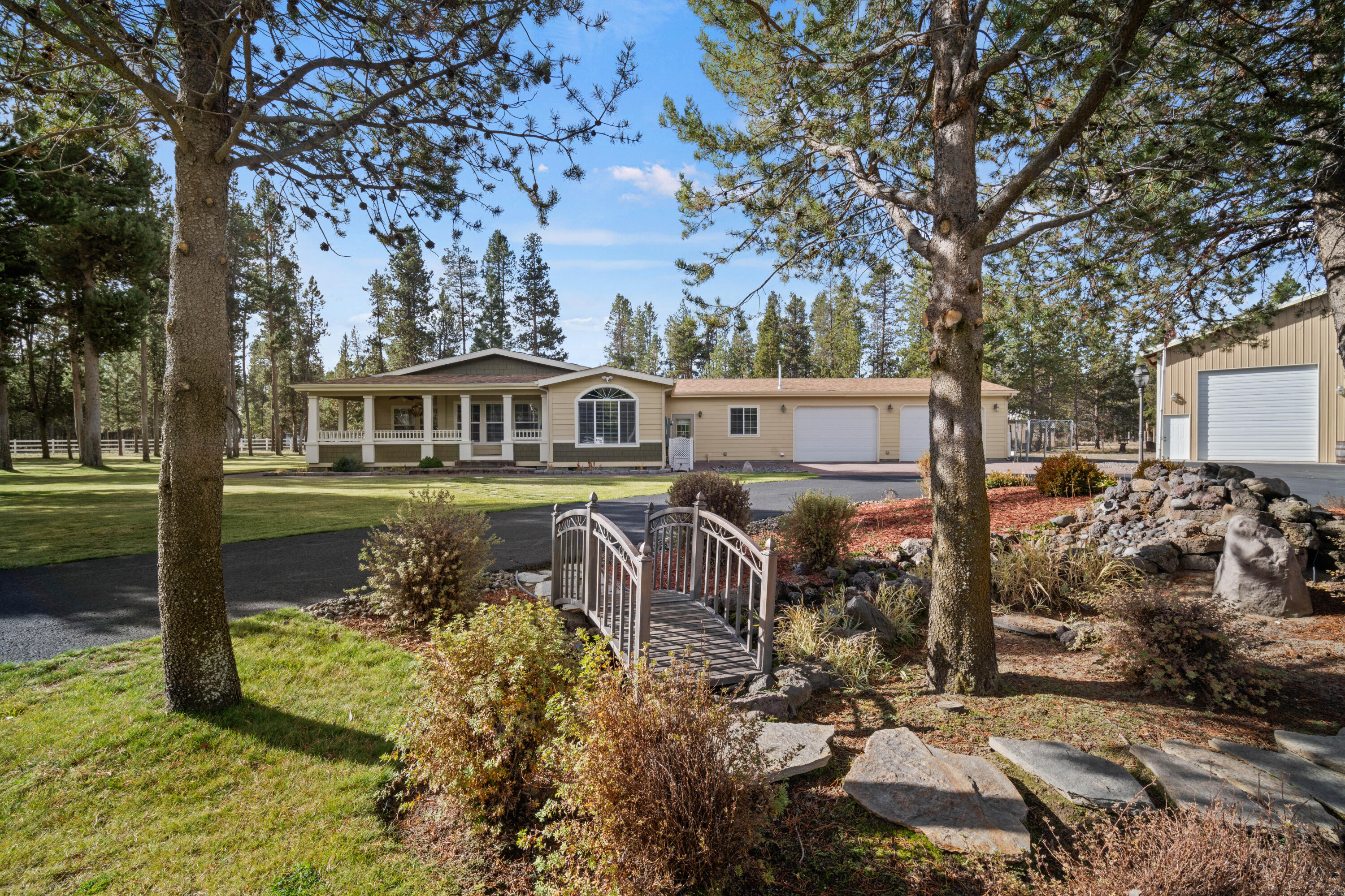 17822 Old Wood Road Bend, OR 97707 - Photo 3 of 43 Old Wood Road-27