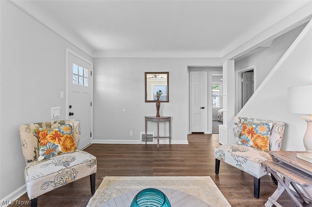 3083 Joslyn Road Cleveland, OH 44111 - Photo 7 of 35 Gallery Image 7