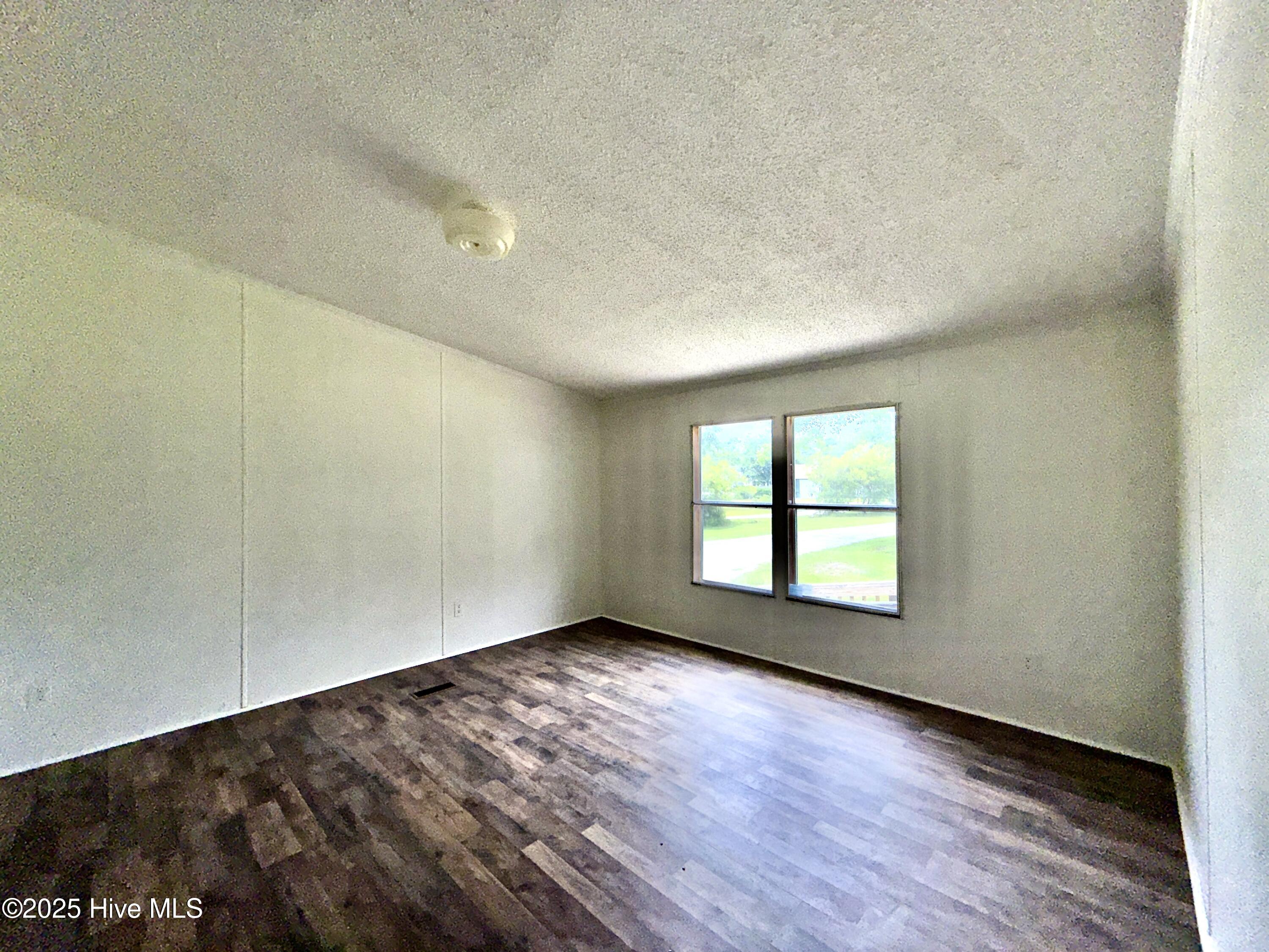 184 Hardison Road Holly Ridge, NC 28445 - Photo 11 of 22 Master