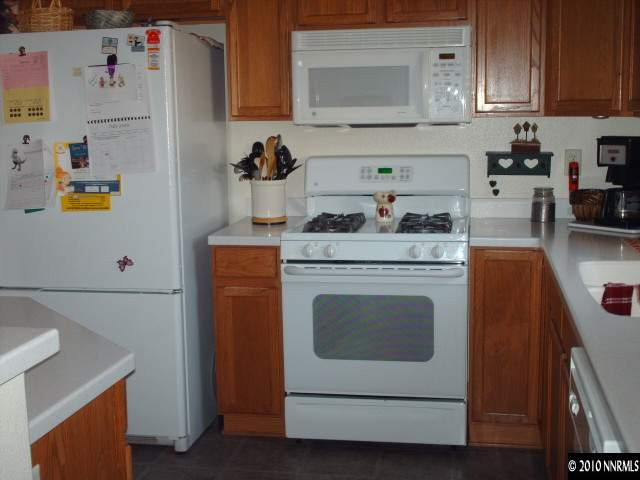 2180 Eagle Greens Drive Reno, NV 89521 - Photo 6 of 9 Photo 6