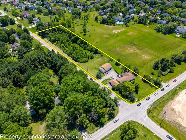 $200,000 | 3440 Hollenback Road, Lewis Center, OH 43035