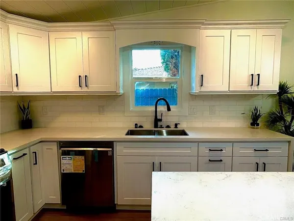 $4,500 | 821 North Mountain View Place, Fullerton, CA 92831