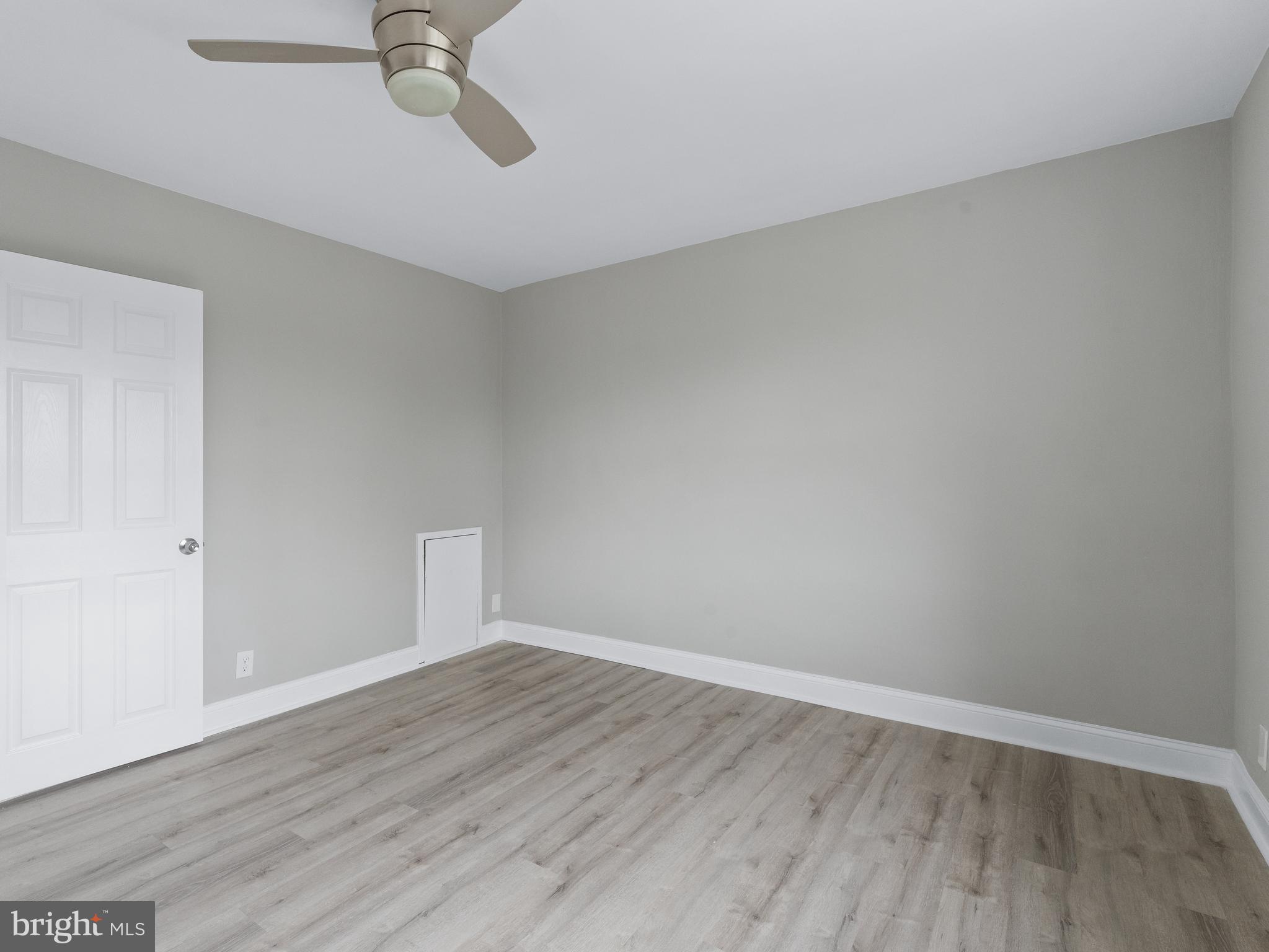 1227 Kerper Street Philadelphia, PA 19111 - Photo 13 of 21
