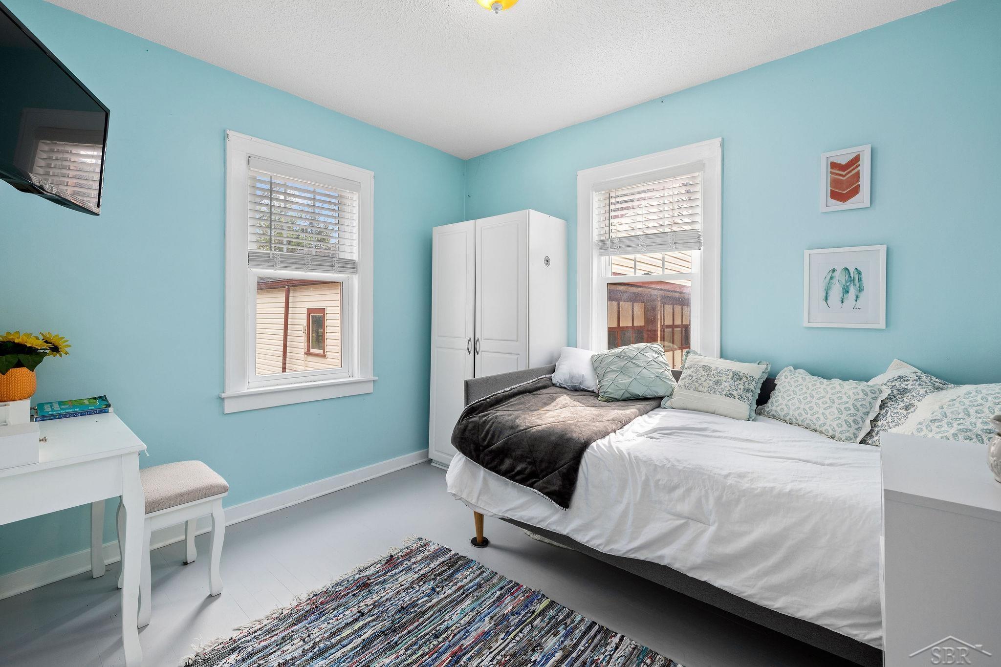 305 Adams Road Saginaw, MI 48609 - Photo 15 of 47 1st Floor Bedroom 1