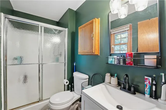 $293,000 | 941 Northeast Bristol Drive, Lee's Summit, MO 64086