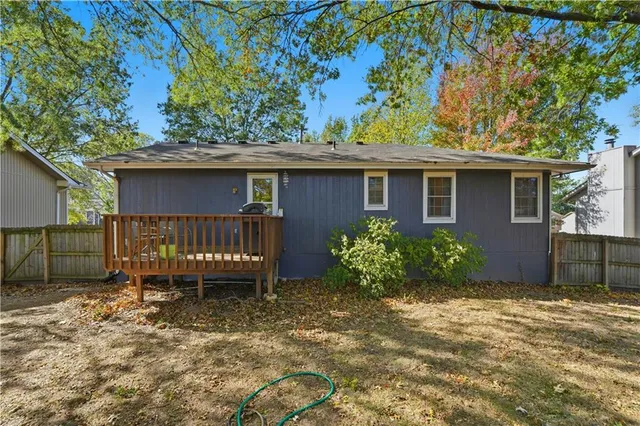 $293,000 | 941 Northeast Bristol Drive, Lee's Summit, MO 64086