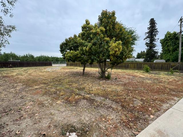 1360 Crawford Road Modesto, CA 95357 - Photo 6 of 25