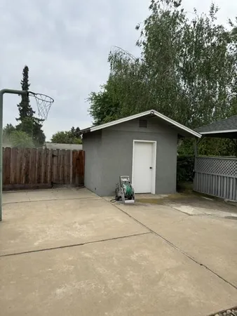 $795,500 | 1360 Crawford Road, Modesto, CA 95357