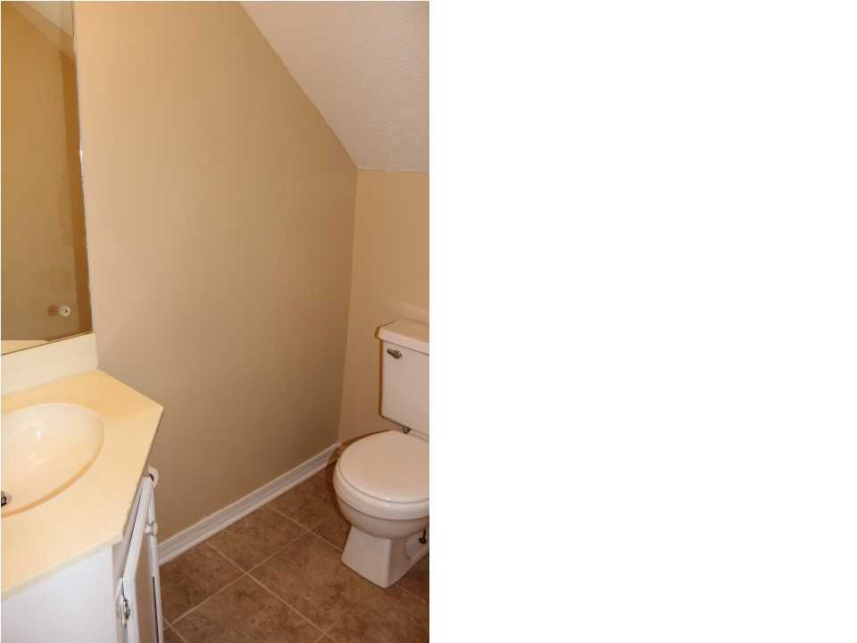 26 Northtown Road, Unit A Jackson, MS 39211 - Photo 17 of 33 Half Bath